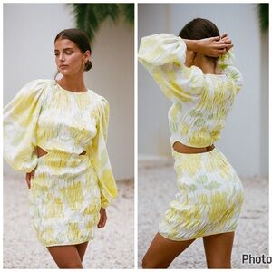 Sabo Banks Shirred‎ Dress Yellow White Back Cut Out Mini Small